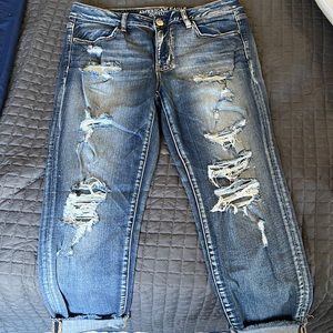 Distressed American Eagle Jegging Crops